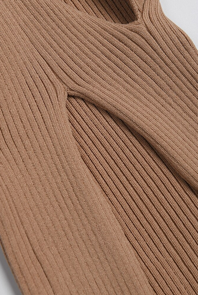 Ashore-Shop-Women-Tank-Tops-Designer-Knitted-High-Collar-Sleeveless-Knitting-Top-6