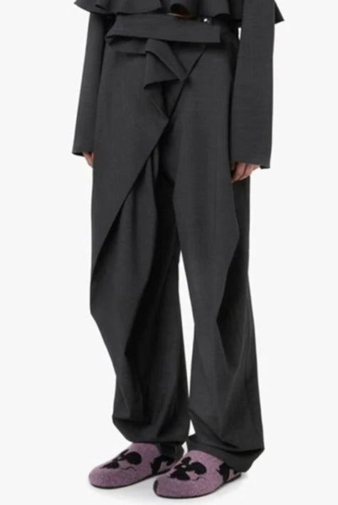 Ashore_Shop_Women_chic_modern_outfit_Short_Leather_Jacket_and_Asymmetric_Pant-2