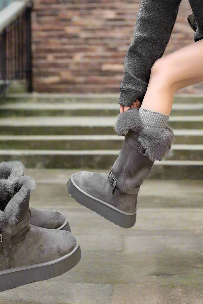 Ashore_Shop_Women_s_Winter_Warm_and_Comfortable_Flat_Fur_Boots-3