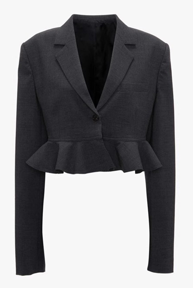 Ashore_Shop_stylish_black_two-piece_suit_with_modern_design_elements-5