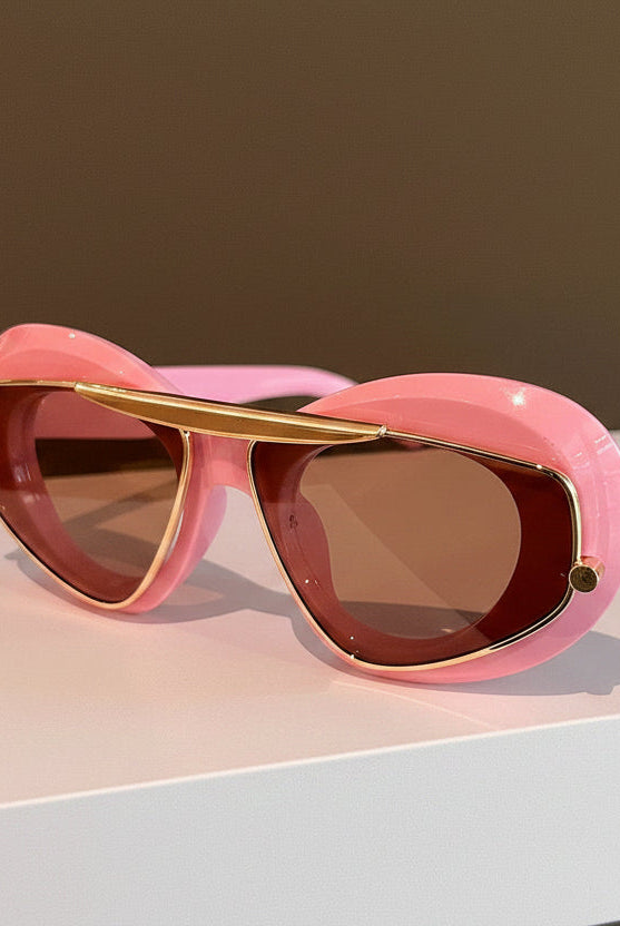 Thick_Oval_Tinted_UV400_Shades_Luxury_Sunglass