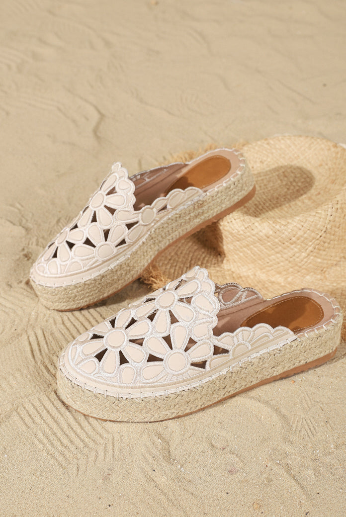 Women_Seashore_Vacation_Fisherman_s_Women_Summer_Shoes-3