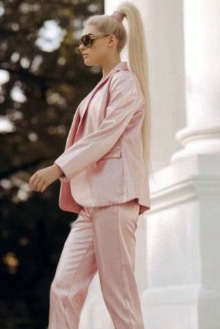 Women_s_Two-piece_Satin_Suit_Chic_and_Elegant_Woman_Pant_Suit_Set_Custom-4