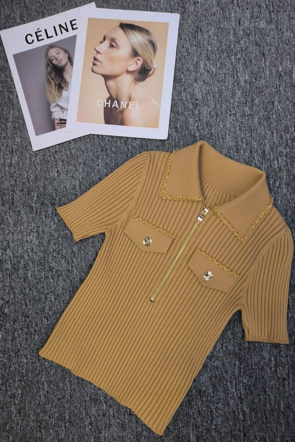 Ashore Boutique 2023 Summer Luxury Chain Design Polo Collar Slim Short Women Y2K Mini