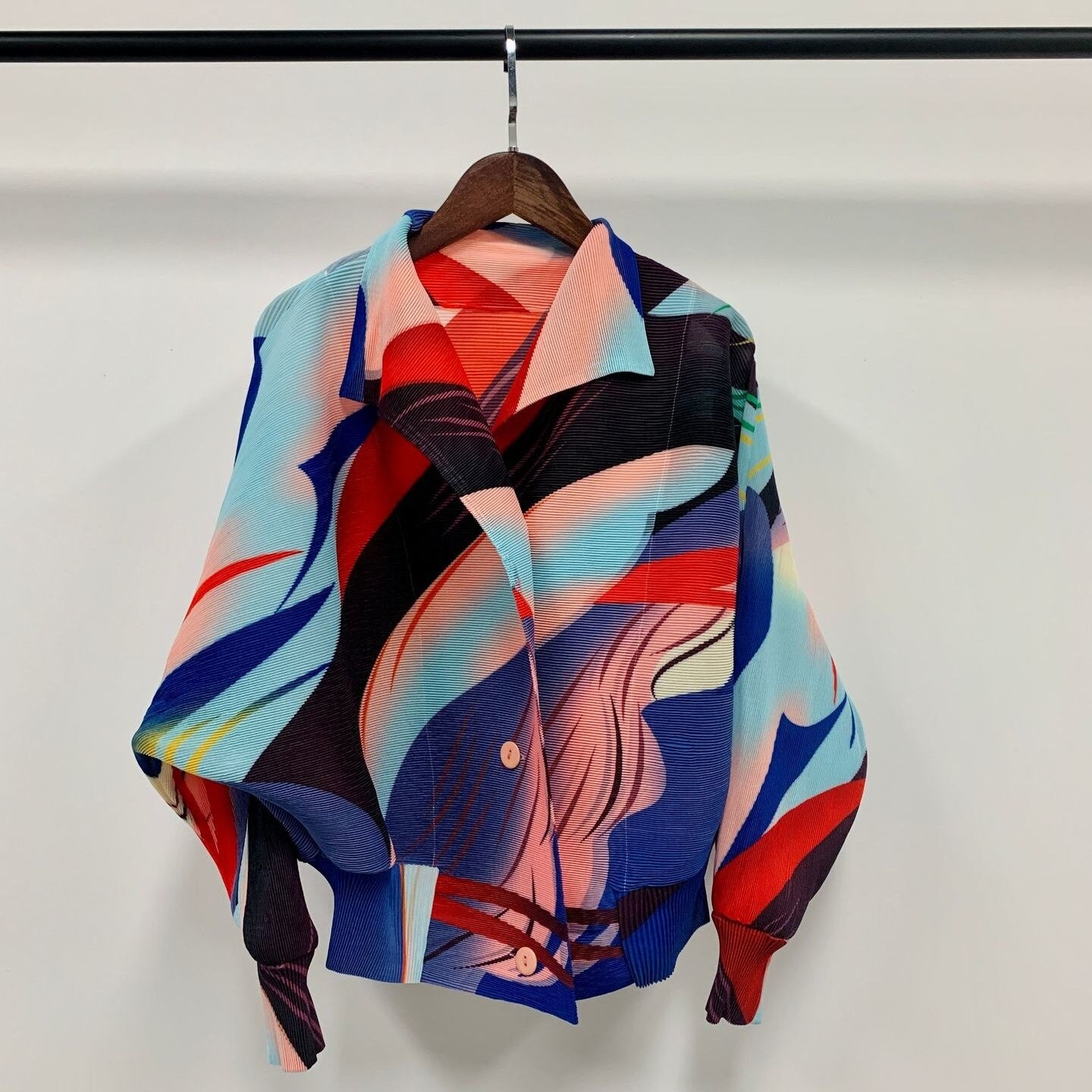 ASHORE Ripple Stretch: Print Pleated Shirts For Women Turn-down Collar Long Sleeves Single Breasted Tops Female Vintage Clothes Spring