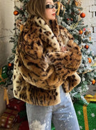 Ashore-Shop-Winter-Short-Thick-Warm-Leopard-Print-Faux-Fur-Coat-Women-with-Hood-2