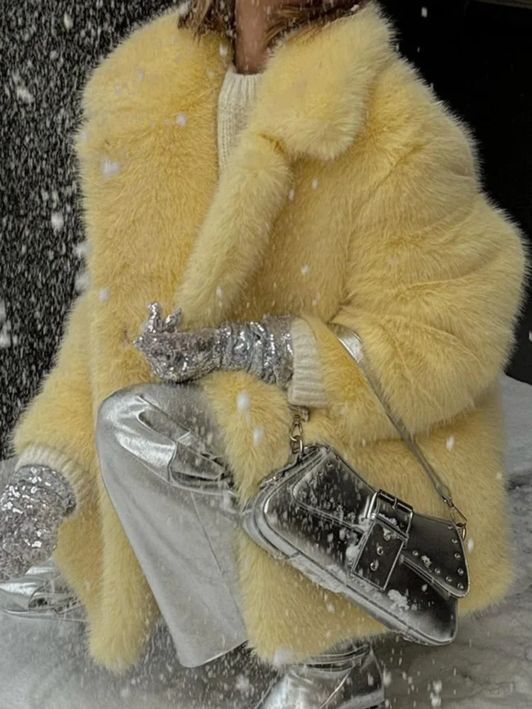 Ashore_Shop_Fur_Plush_Coats_Warm_Soft_Thickened_Winter_Socialite_Fur_Overcoat-3