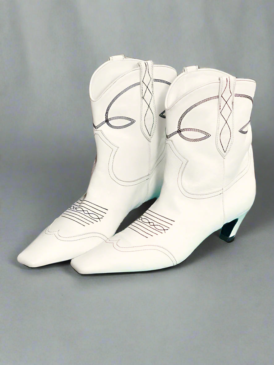 Ashore_Shop_White_Embroidery_Western_Cowgirl_Boots