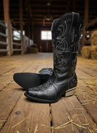 High-Quality_Embroidered_Cowgirl_Boots