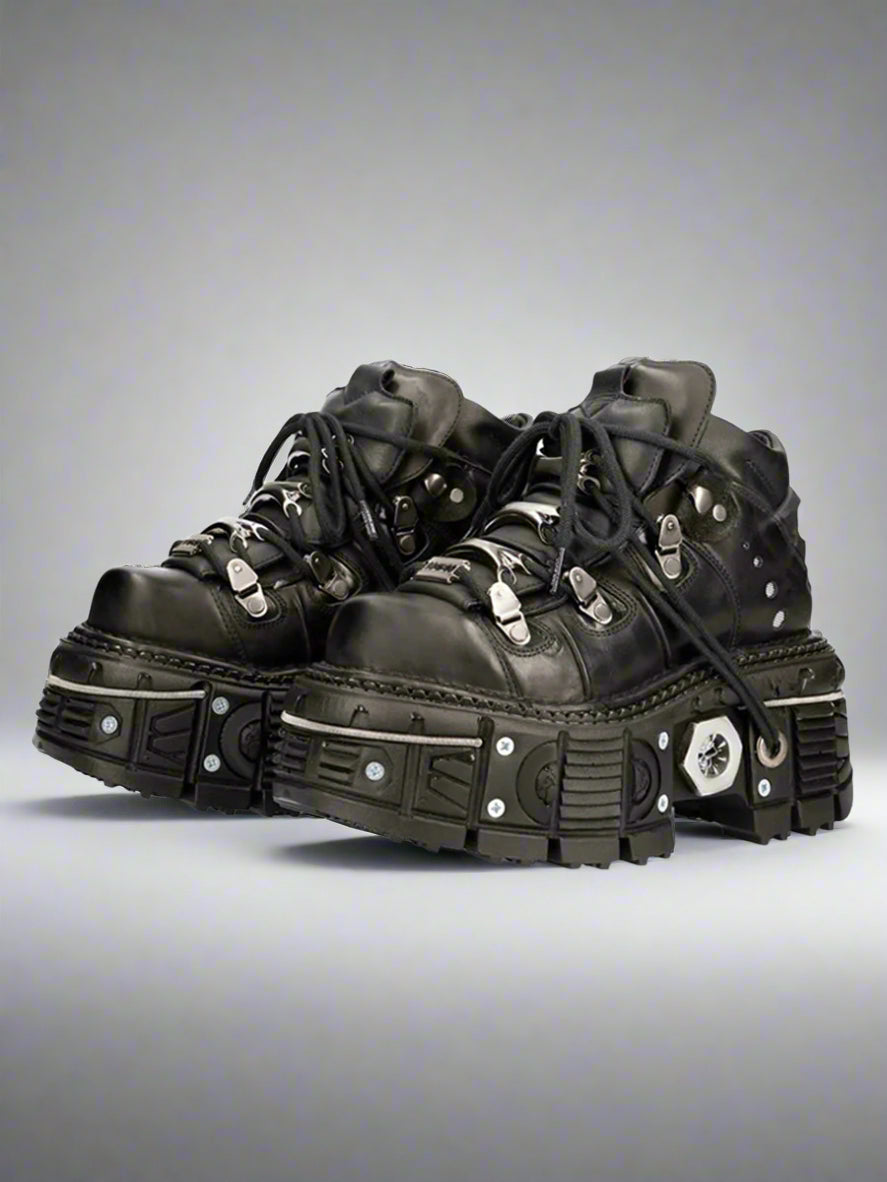 Metallic_trim_women_motorcycle_biker_sneaker