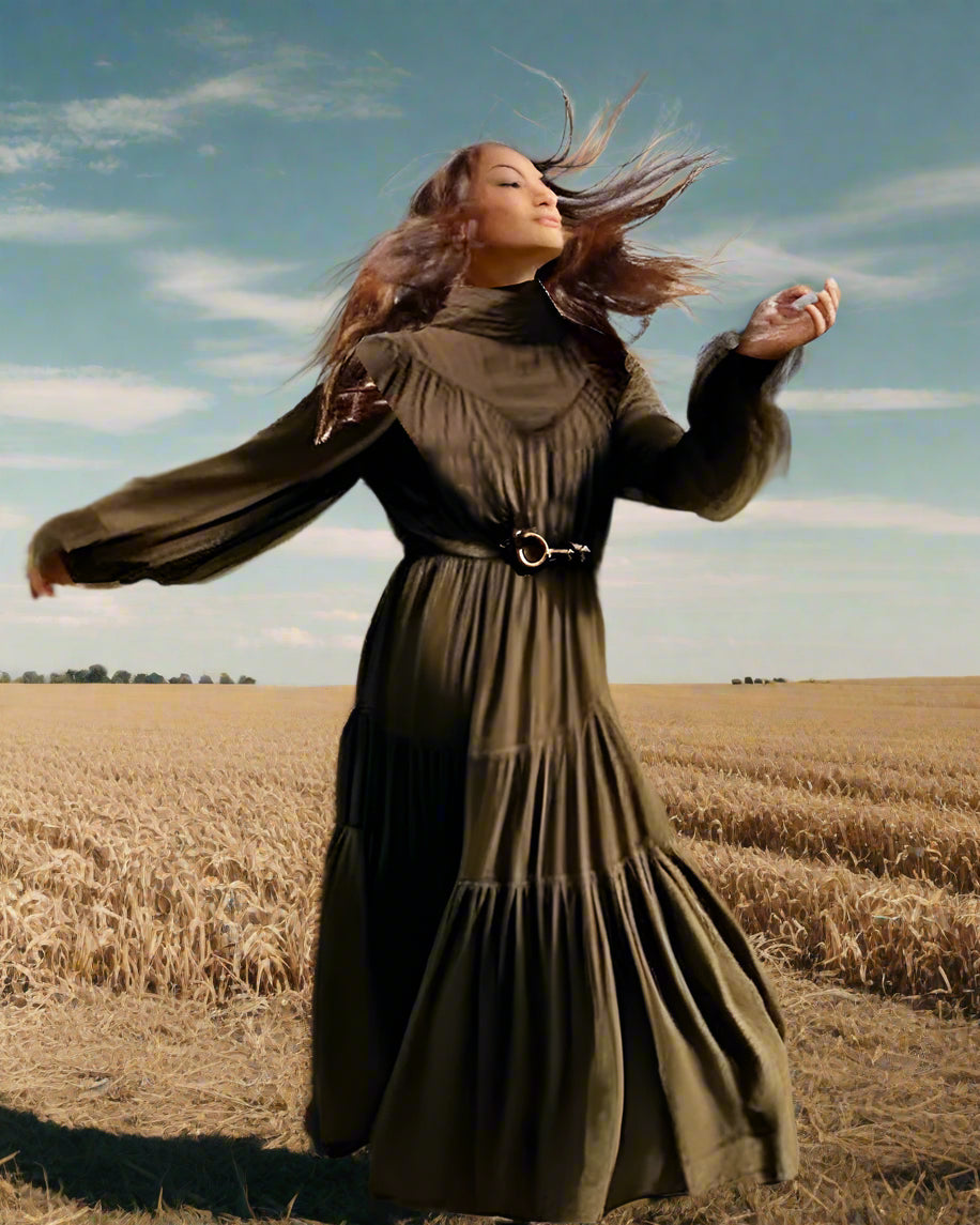 Women_long_sleeve_satin_pleated_boho_maxi_dress