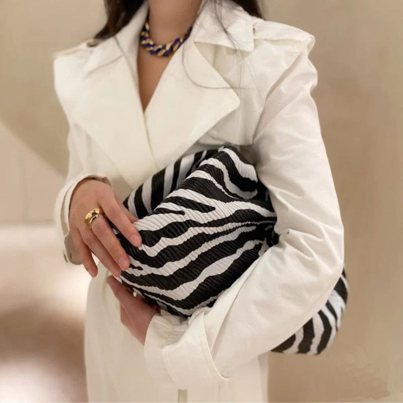 4Dumpling Bags for Women 2022 Hot Trend Clutch Zebra Handbags
