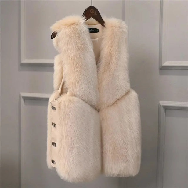 Winter Fur Vest Women Solid Color Chic Side Buckle Short Sleeveless Vest Jacket Slim Loose Plus Velvet Thickening Women Clothing